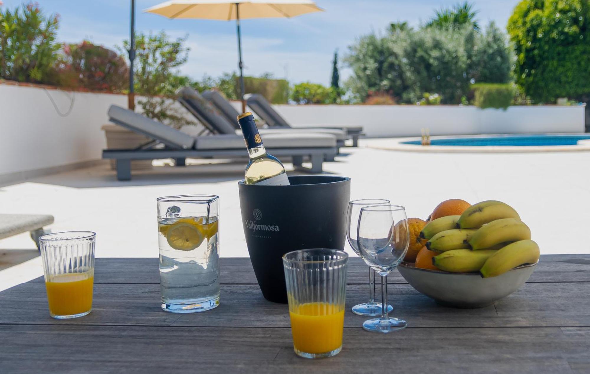 Wonderful Near With Mediterranean Views Сasa de vacaciones *