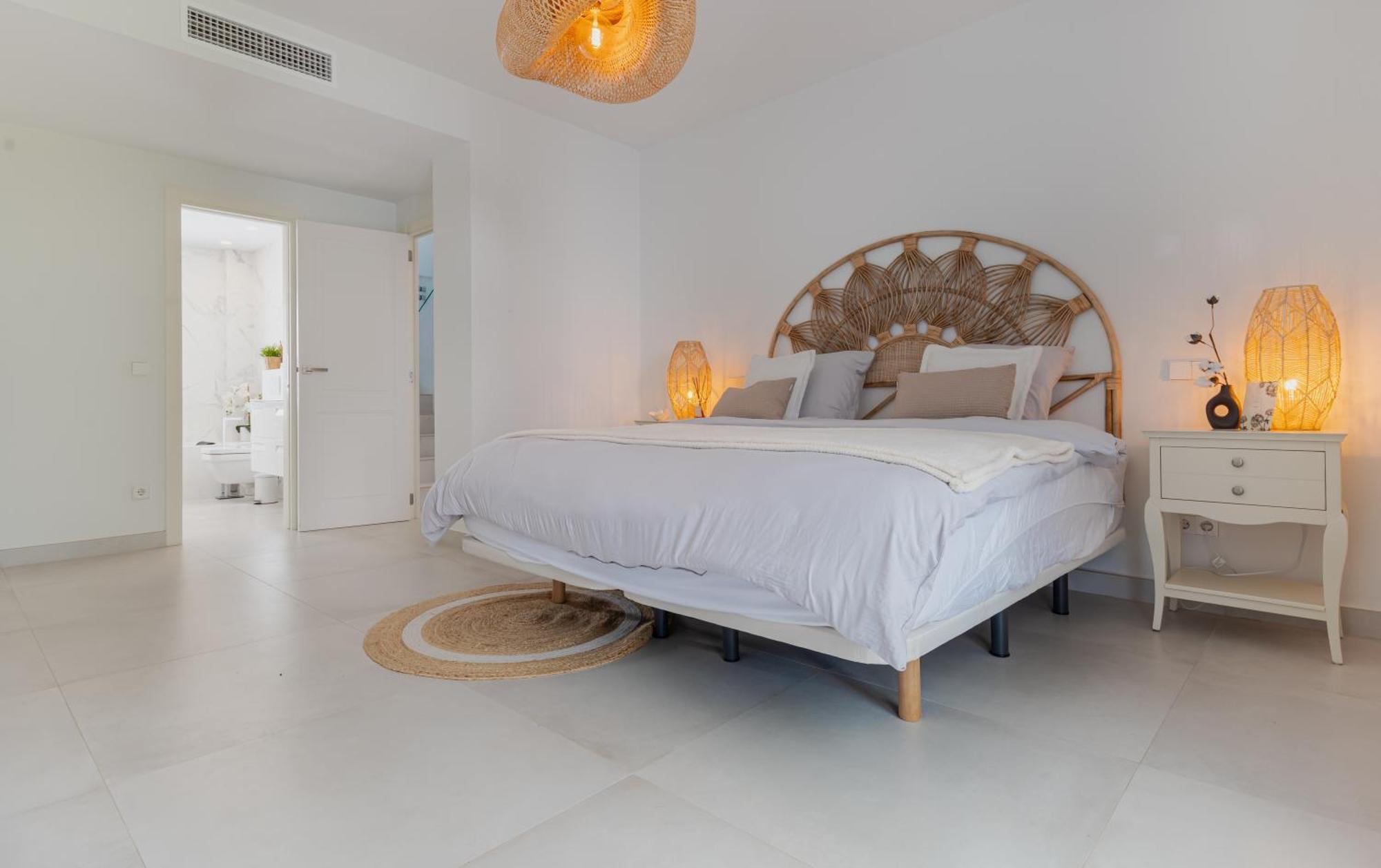 Wonderful Near With Mediterranean Views Marbella